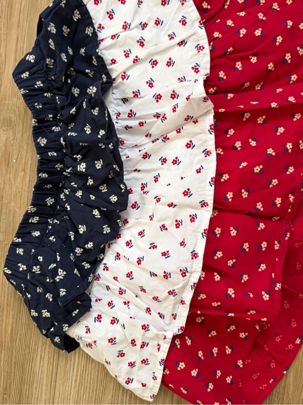 Gymboree Tiered Floral Skort in Navy, White & Red